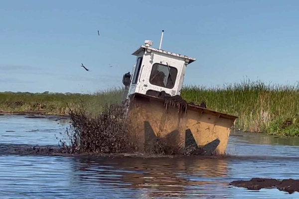 Parks Canada Aquatic Vegetation Shredder (4) Aquatic vegetation cutter in Canada